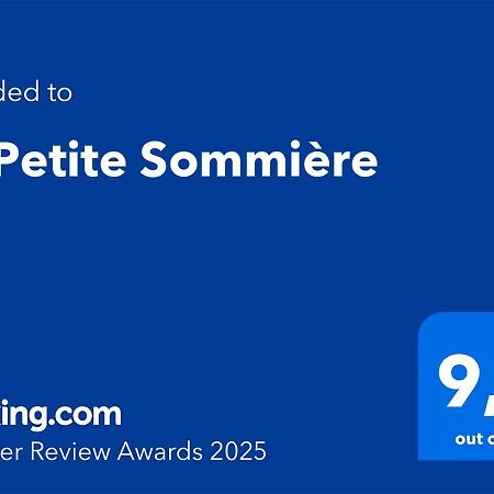 ブザンソンLa Petite Sommiereアパートメント エクステリア 写真